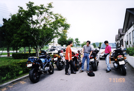 20040011